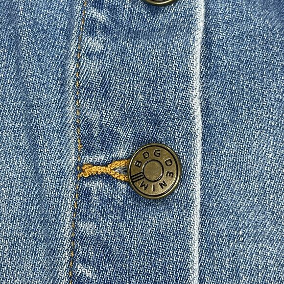 BDG Urban Outfitters Denim Button Front Mini Jean Skirt Size Small Raw Hem - Picture 4 of 7